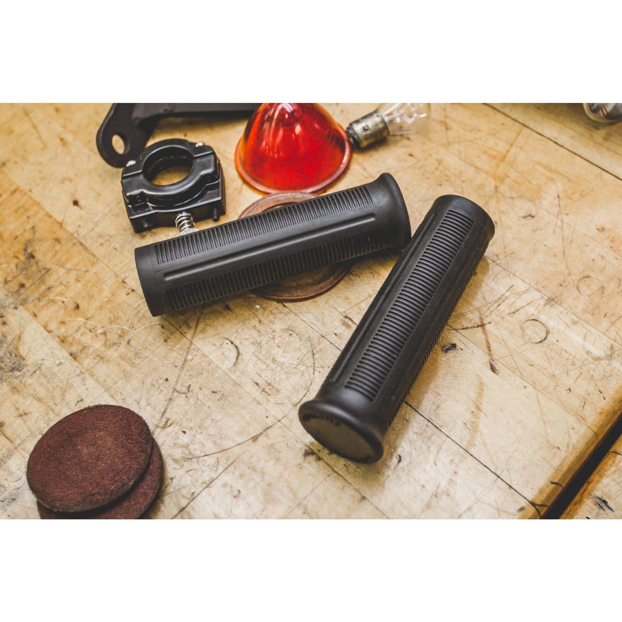 Beck Grips - Black - 1 inch - Image 8