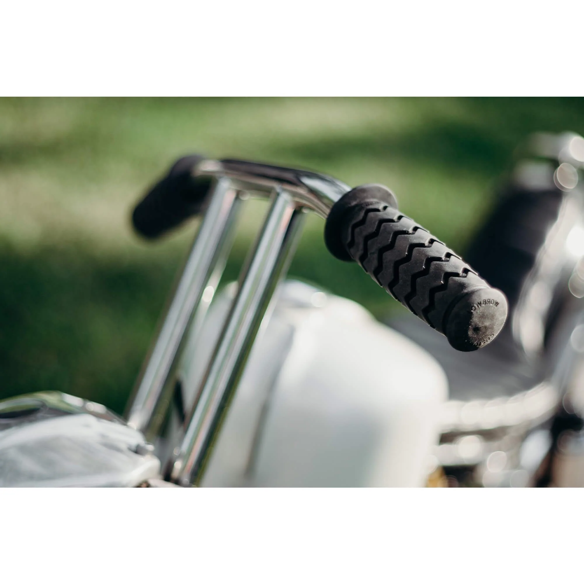 Champion Grips - Black - 1 inch - Image 10