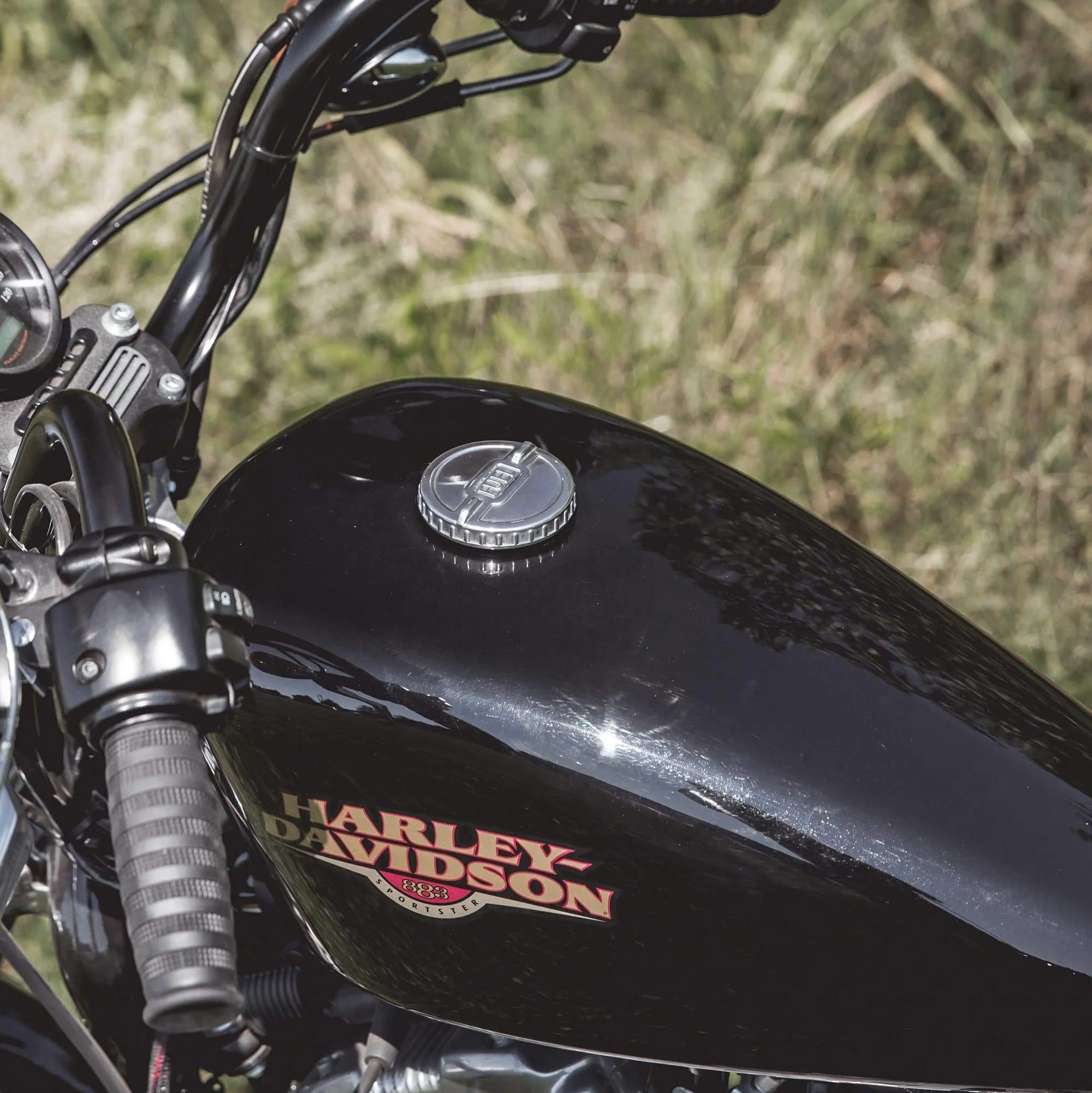 Competition Screw-In Gas Cap for Harley-Davidson 1996 & later - Polished - Image 8