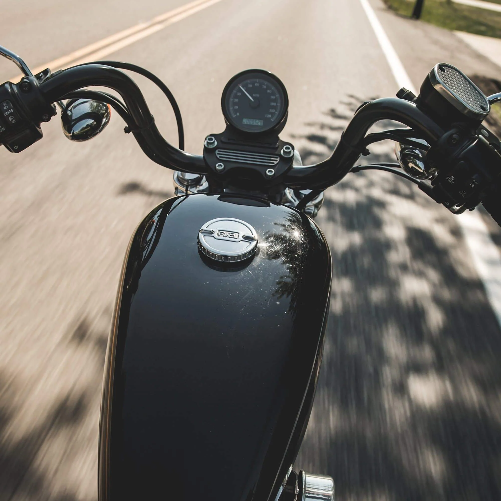 Competition Screw-In Gas Cap for Harley-Davidson 1996 & later - Polished - Image 9