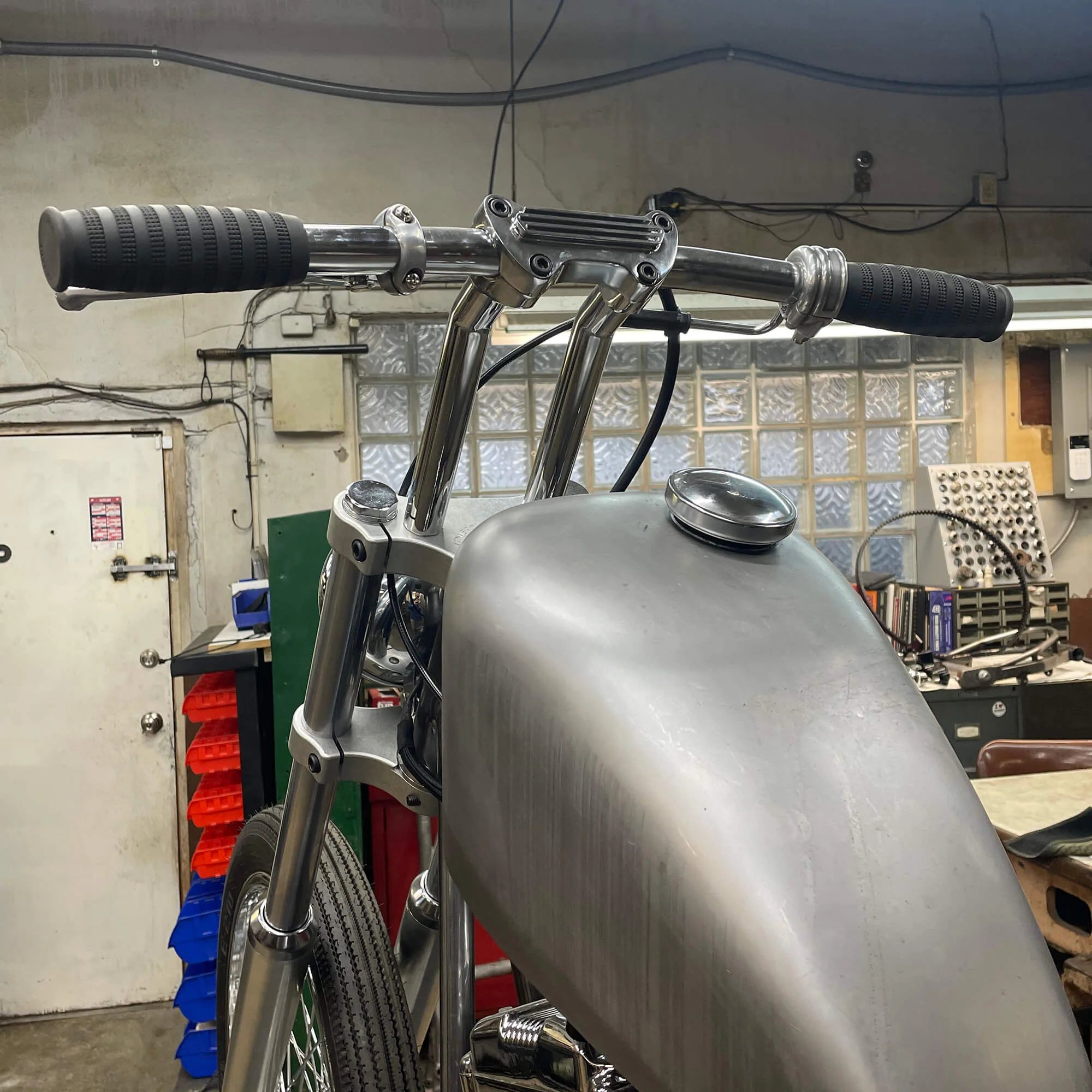 8-1/2 inch Pullback Handlebar Riser Set - Chrome - Image 6
