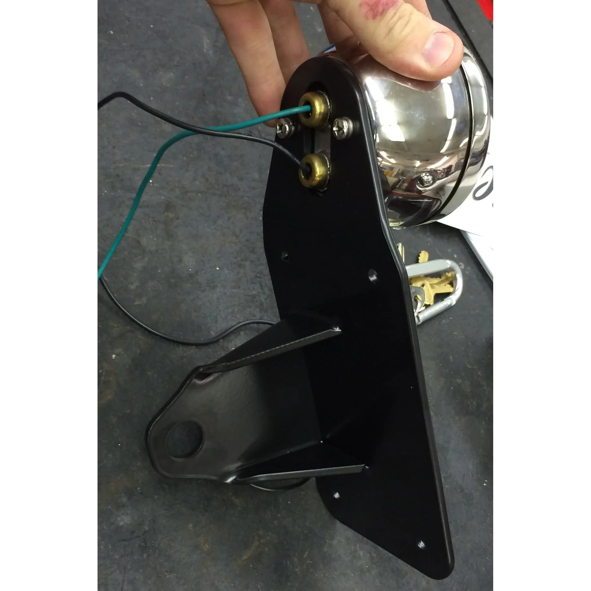 Axle Mount License Plate Bracket - Vertical - Left Side Mount - 3/4 Inch Axles - Image 5