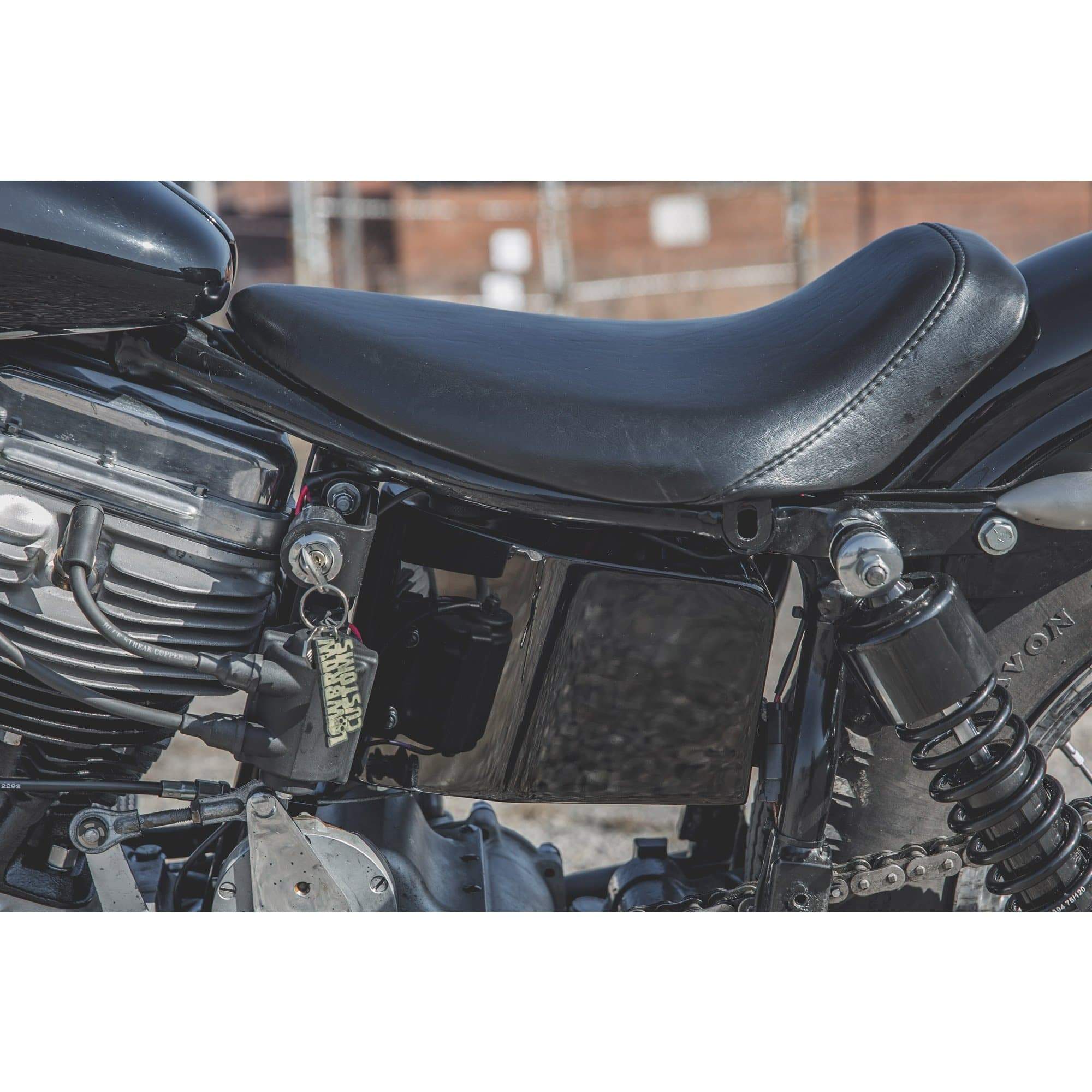 Bolt-On Horseshoe Oil Tank for 1965-Up Harley Four-Speed Swingarm Frames - Image 17
