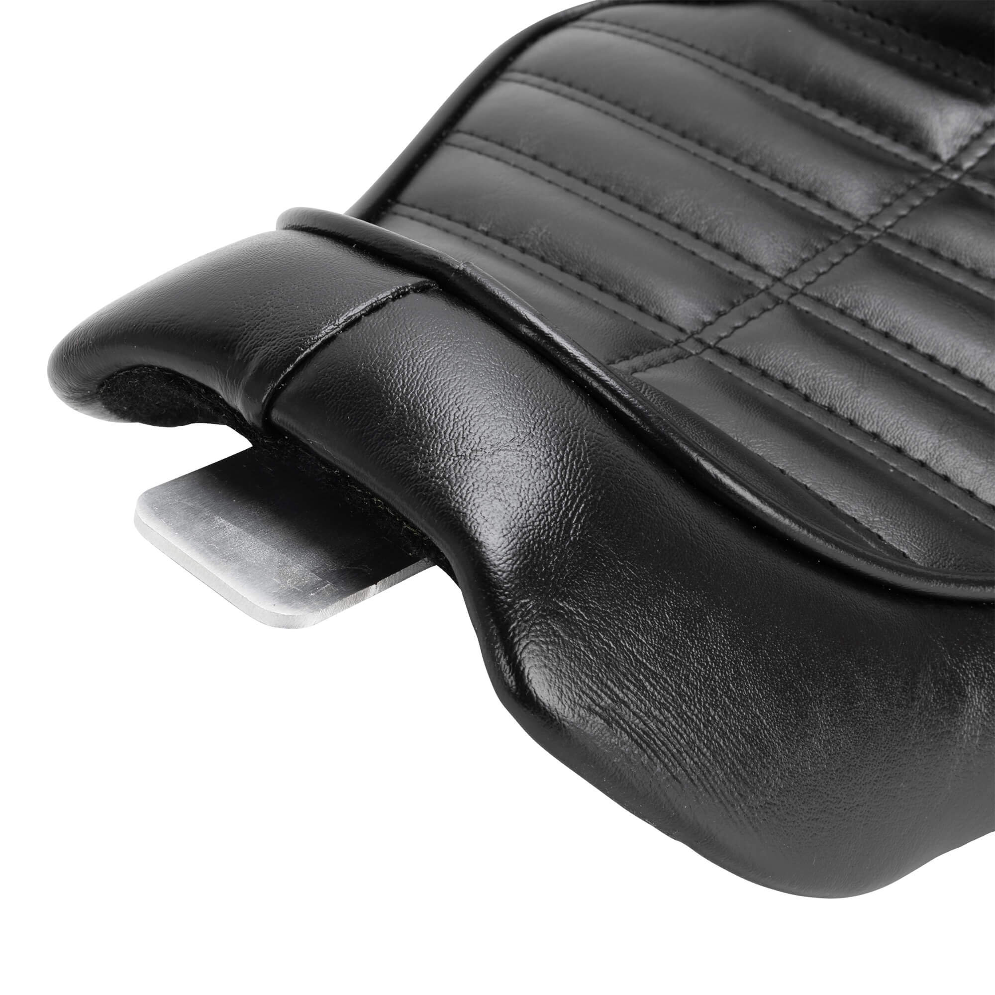 Cobra Seat - Black Pleated - 2004-2021 (Excl. 2007-09) Harley-Davidson Sportsters - Image 9