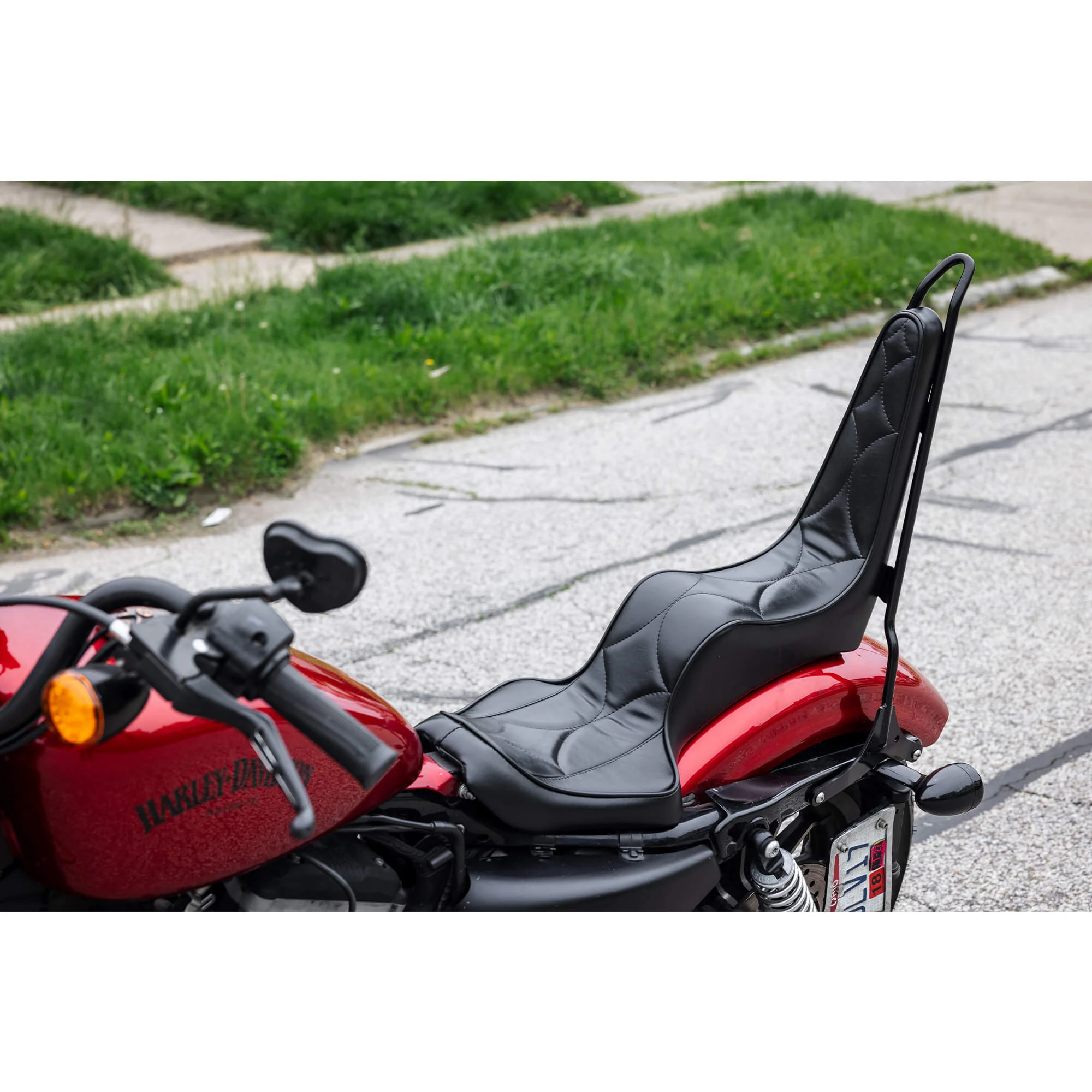 King And Queen Seat - Black Diamond - 2004-2021 (Excl. 2007-09) Harley-Davidson Sportsters - Image 16