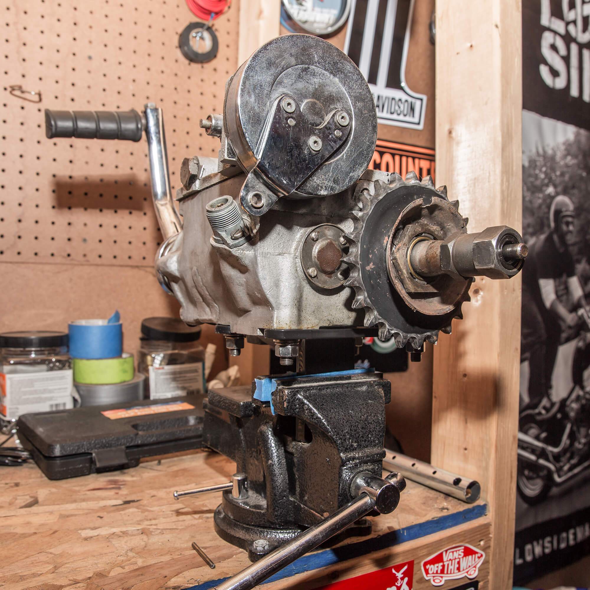 Harley-Davidson 4 Speed Transmission Work Stand - Image 6