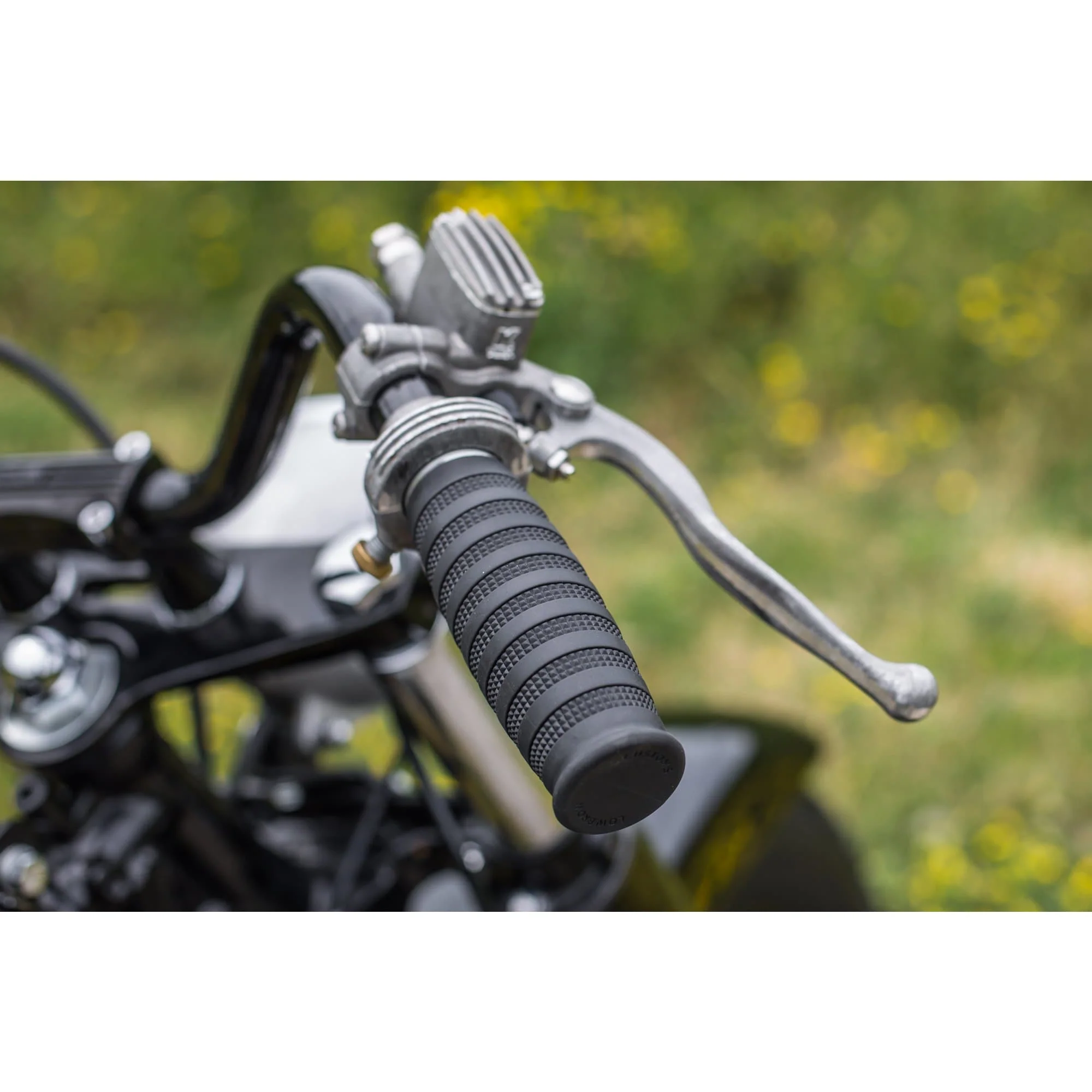 Knurled Grips - Black - 1 inch - Image 5