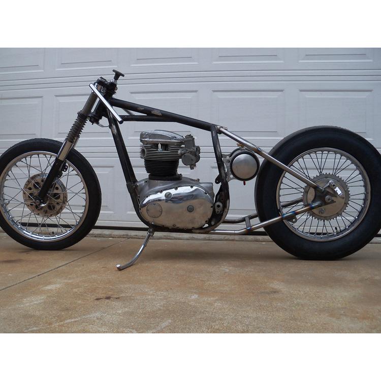 3 quart Traditional Chopper Oil Tank for Harley-Davidson Choppers - Image 3