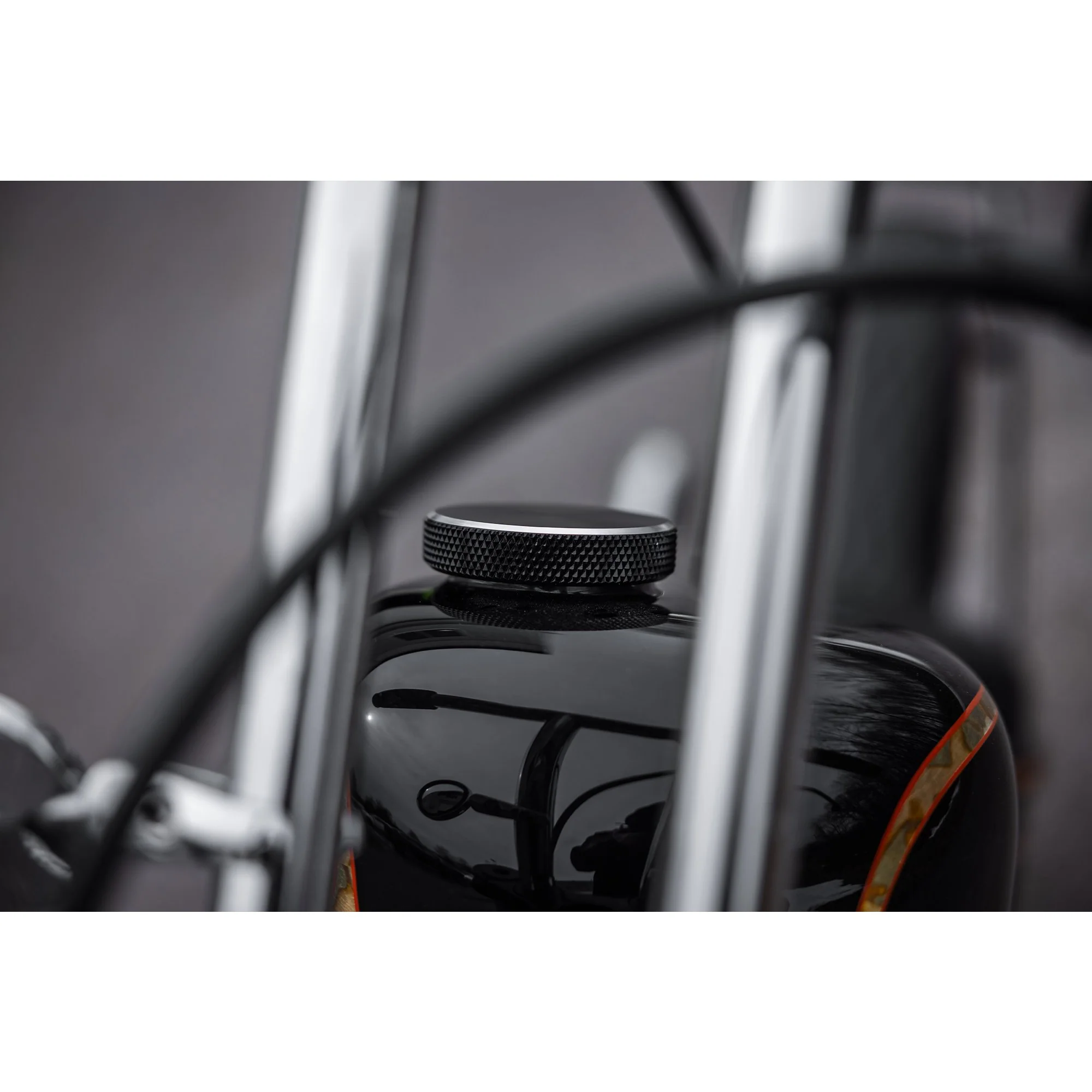 Billet Bayonet / Cam Harley Style Vented Gas Cap - Black - Image 11