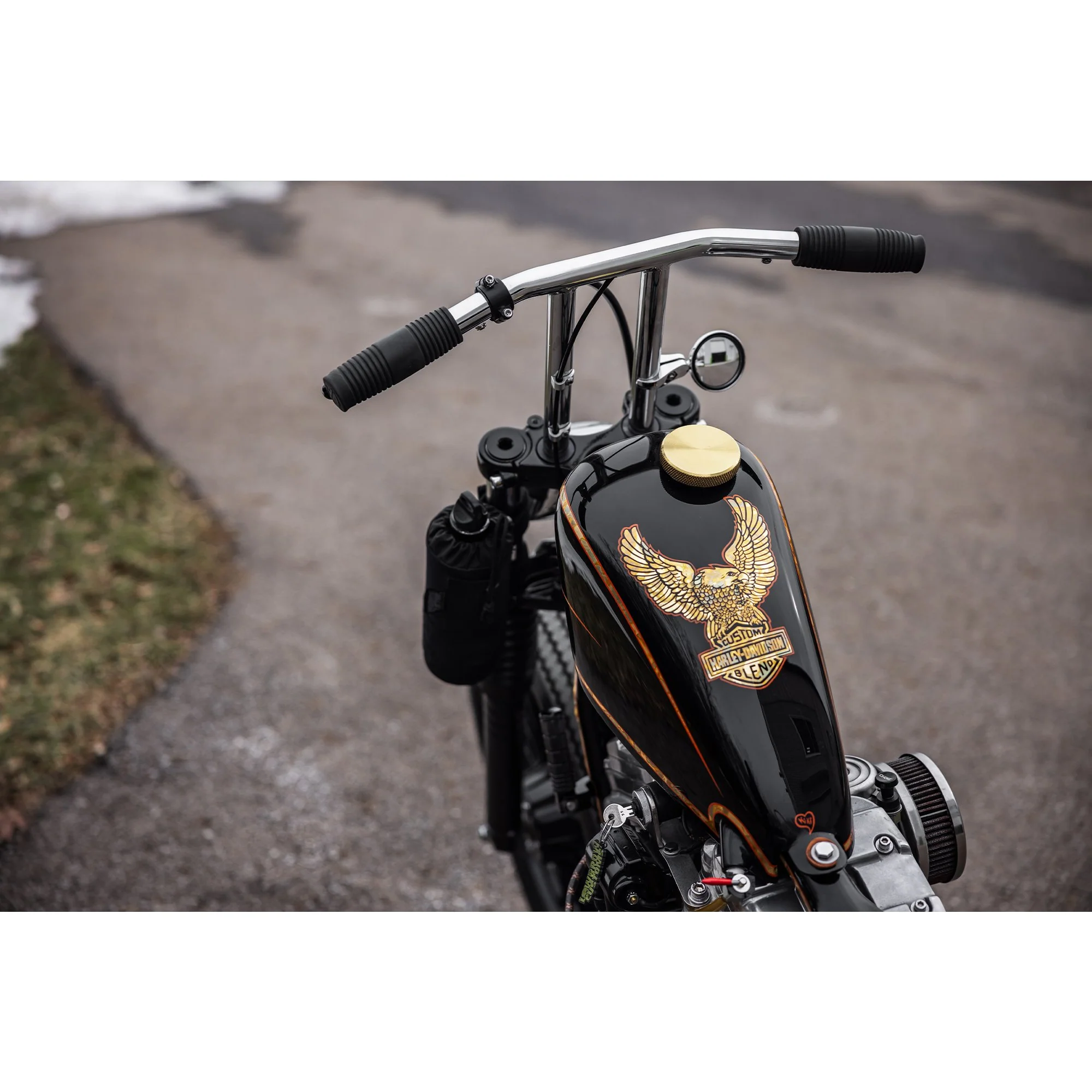 Billet Bayonet / Cam Harley Style Vented Gas Cap - Brass - Image 10