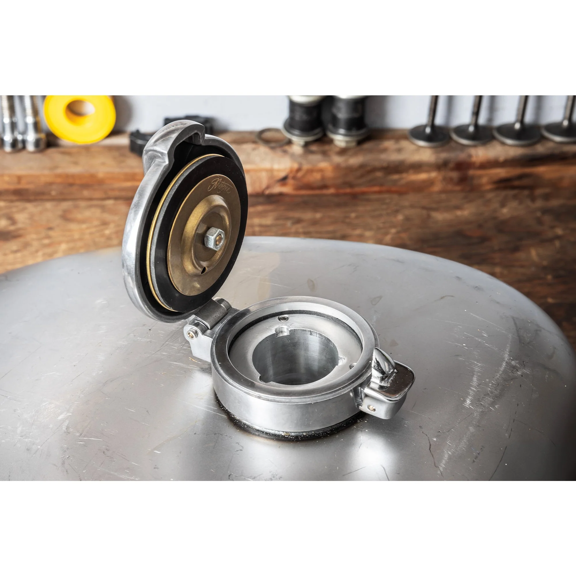 Screw-In Billet Adapter for 2.5" Monza Gas Cap for 1996 & later Harley-Davidson - Image 4