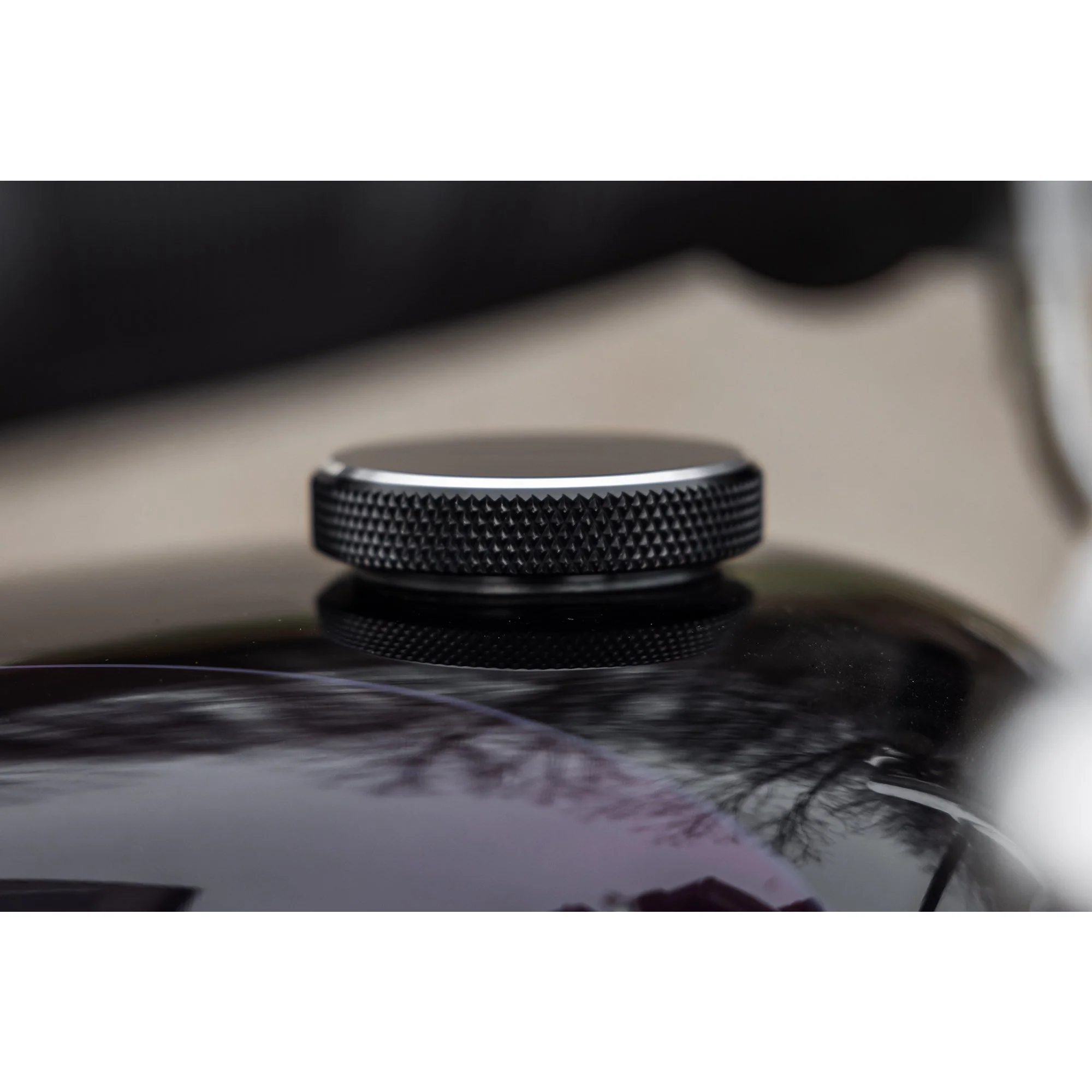 Screw-In Billet Gas Cap for 1996 & later Harley-Davidson - Vented - Black - Image 10