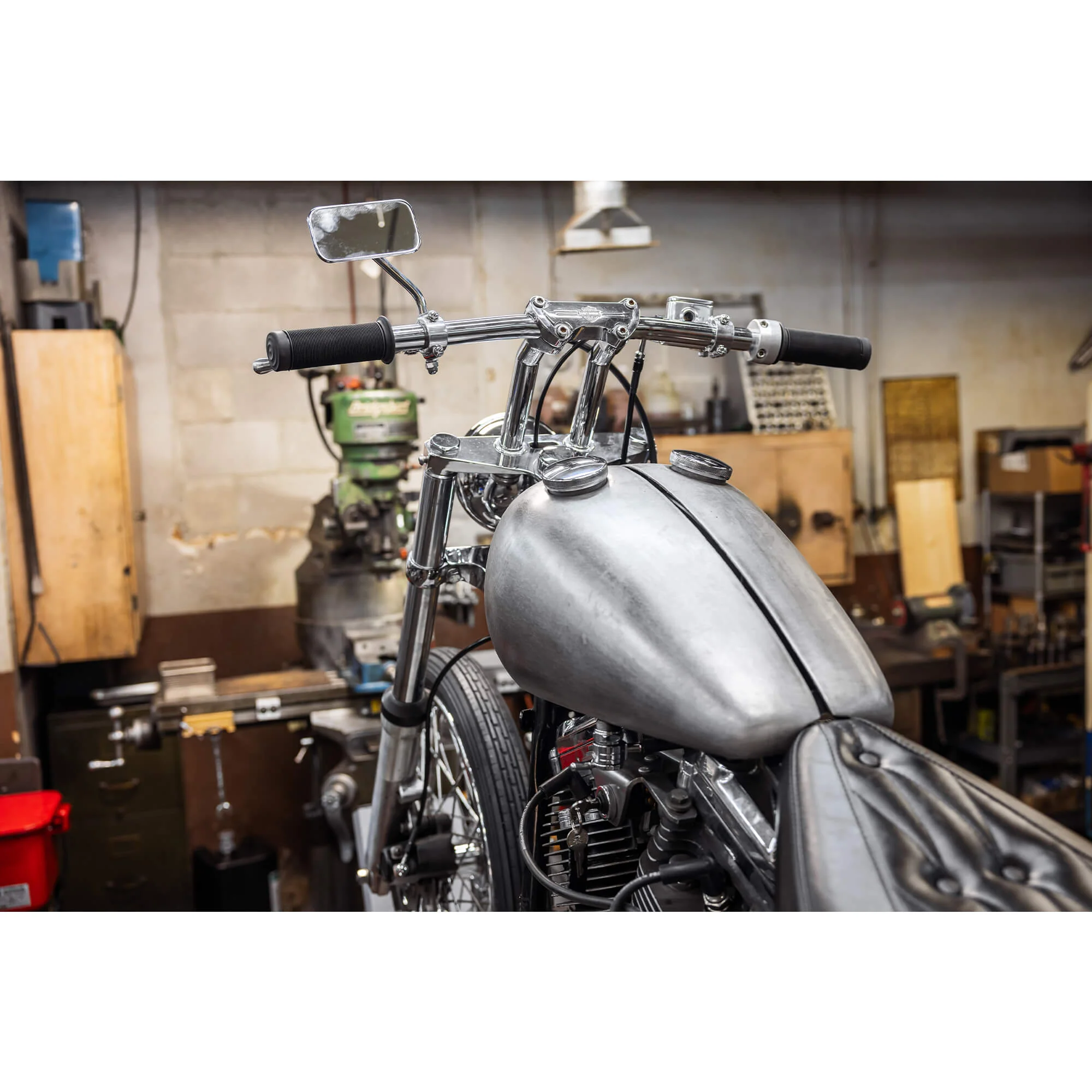 Mounting Kit for WX Gas Tanks - 1985-1999 Harley-Davidson Softails - Image 17