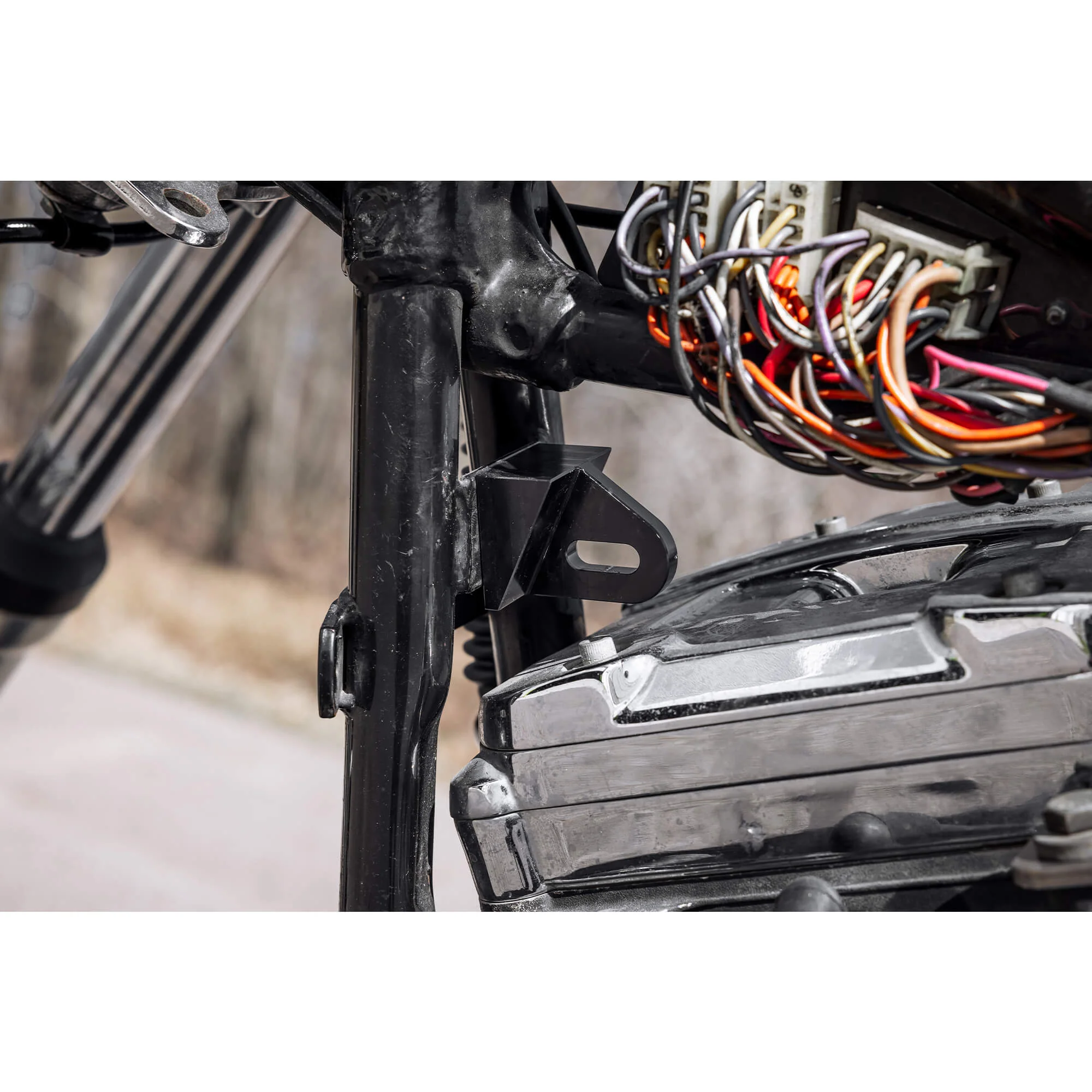 Mounting Kit for WX Gas Tanks - 1985-1999 Harley-Davidson Softails - Image 6