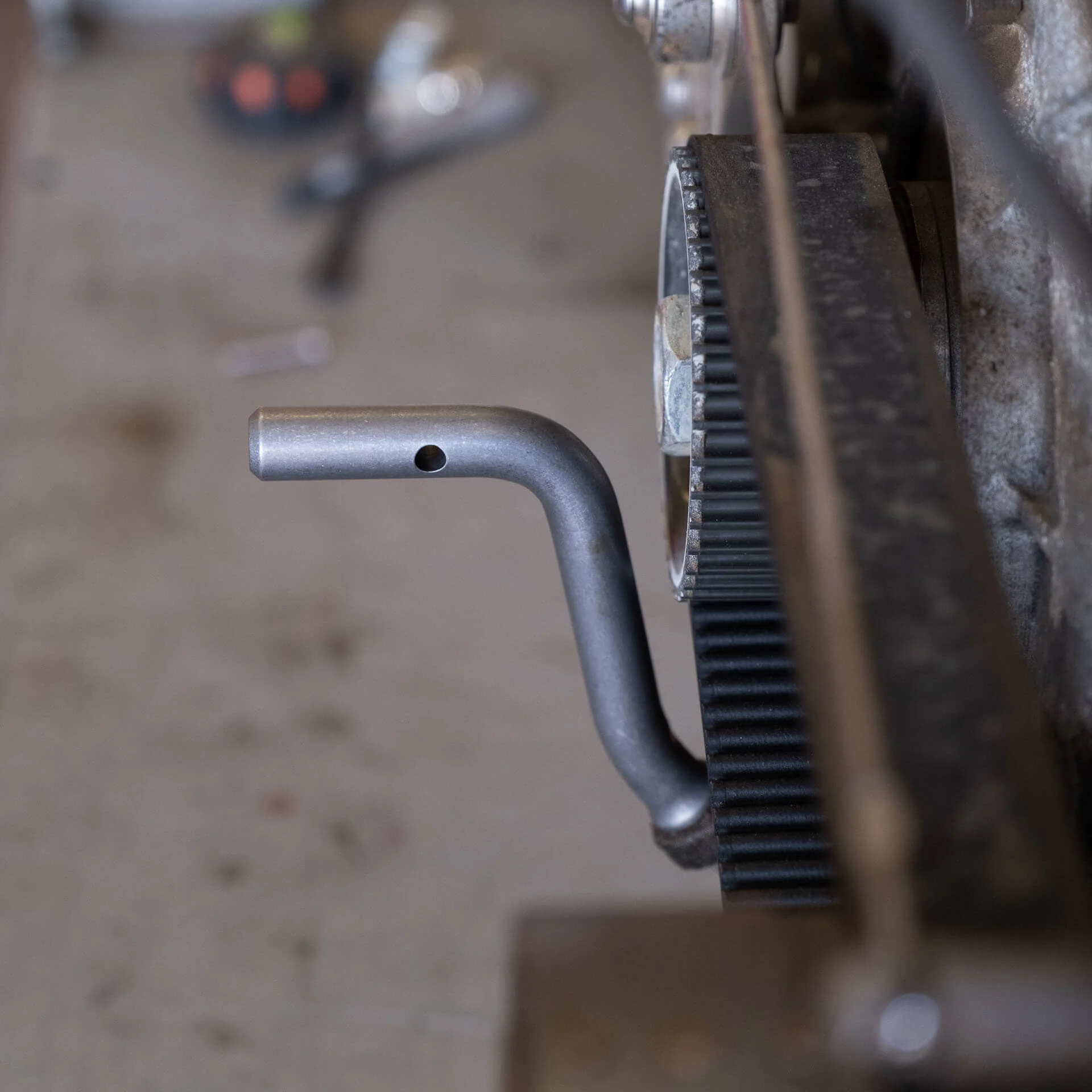 4 inch Mid-Pegs - Harley-Davidson Cone Shovelhead and Evo Big Twins - Open Primary - Image 6
