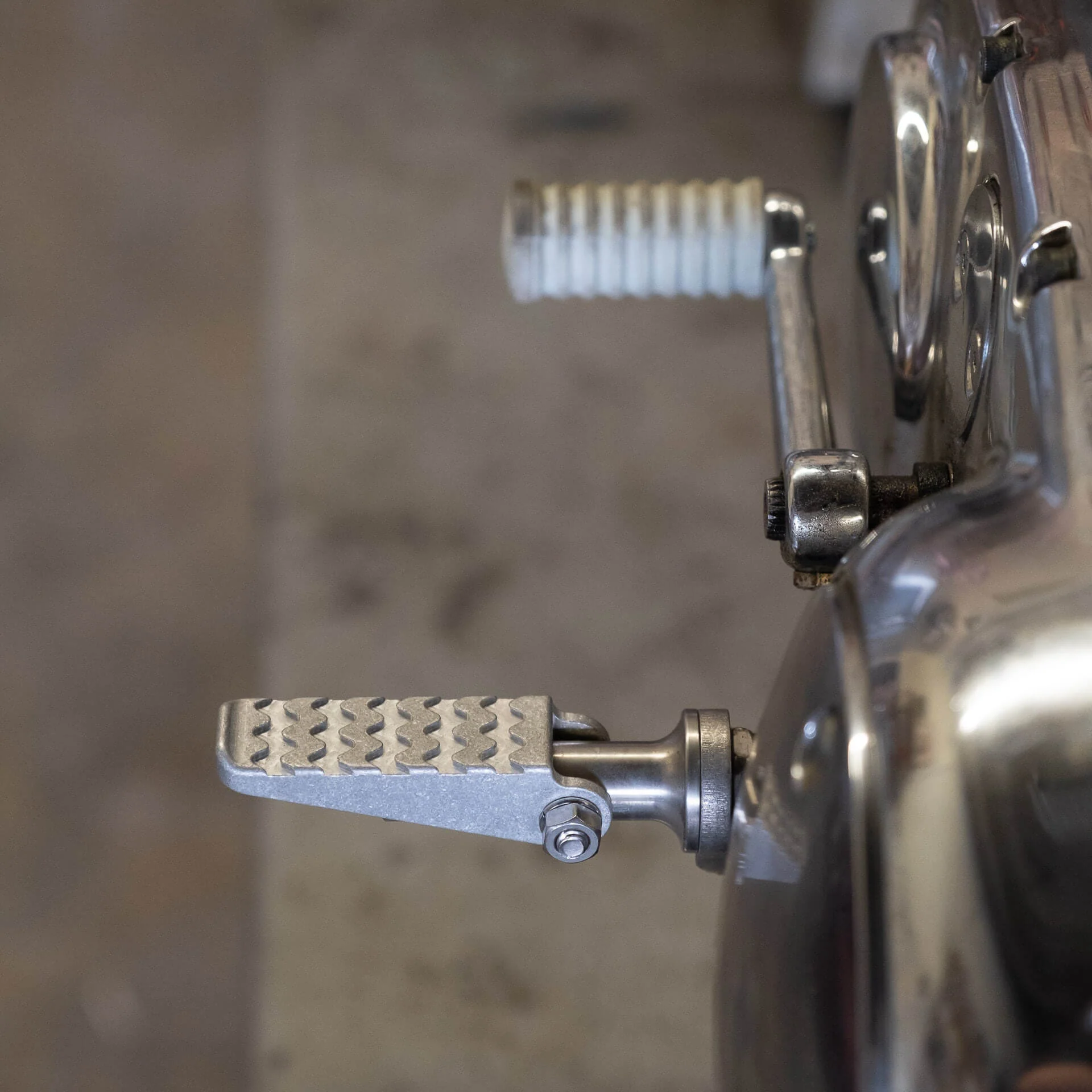 Heritage Aluminum Foot Pegs - Image 7