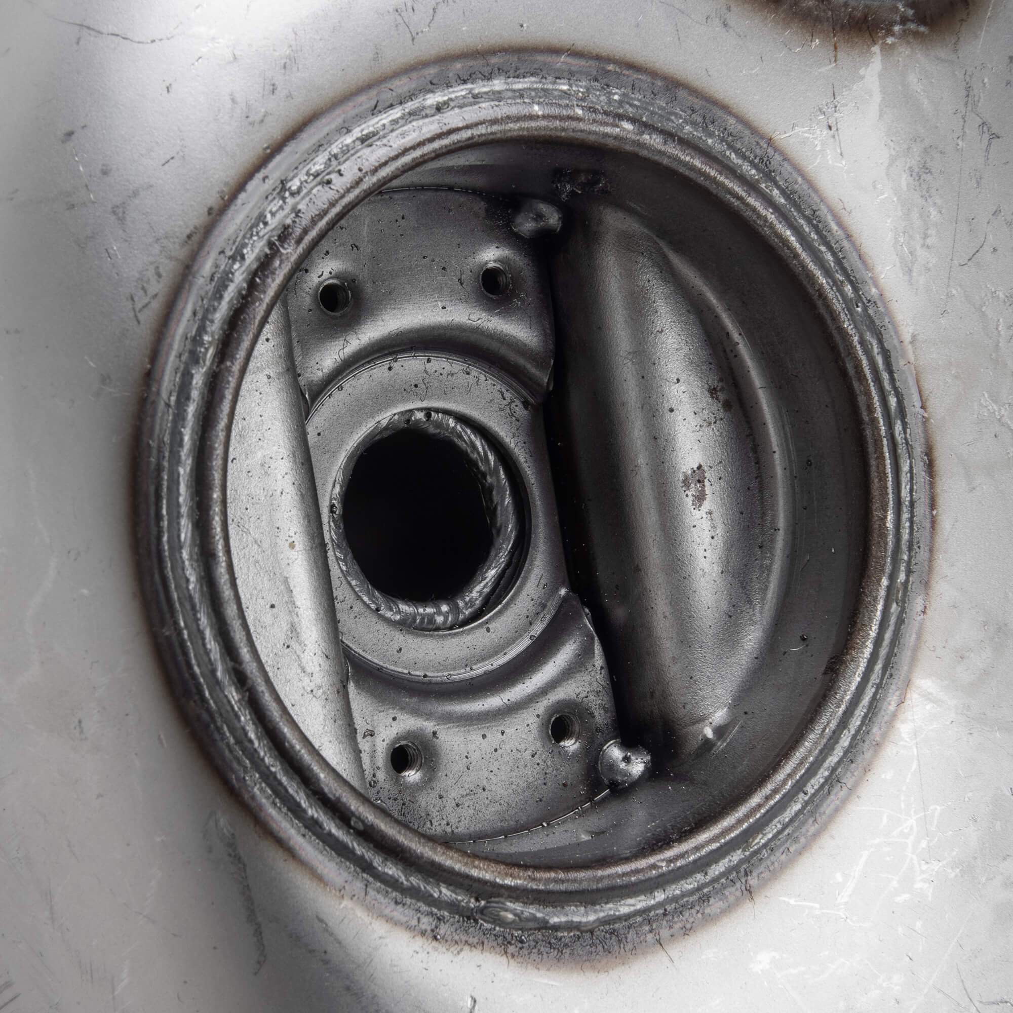 Reproduction Harley Model 125 / Model 165 / Hummer Gas Tank - With Key Switch - Image 9
