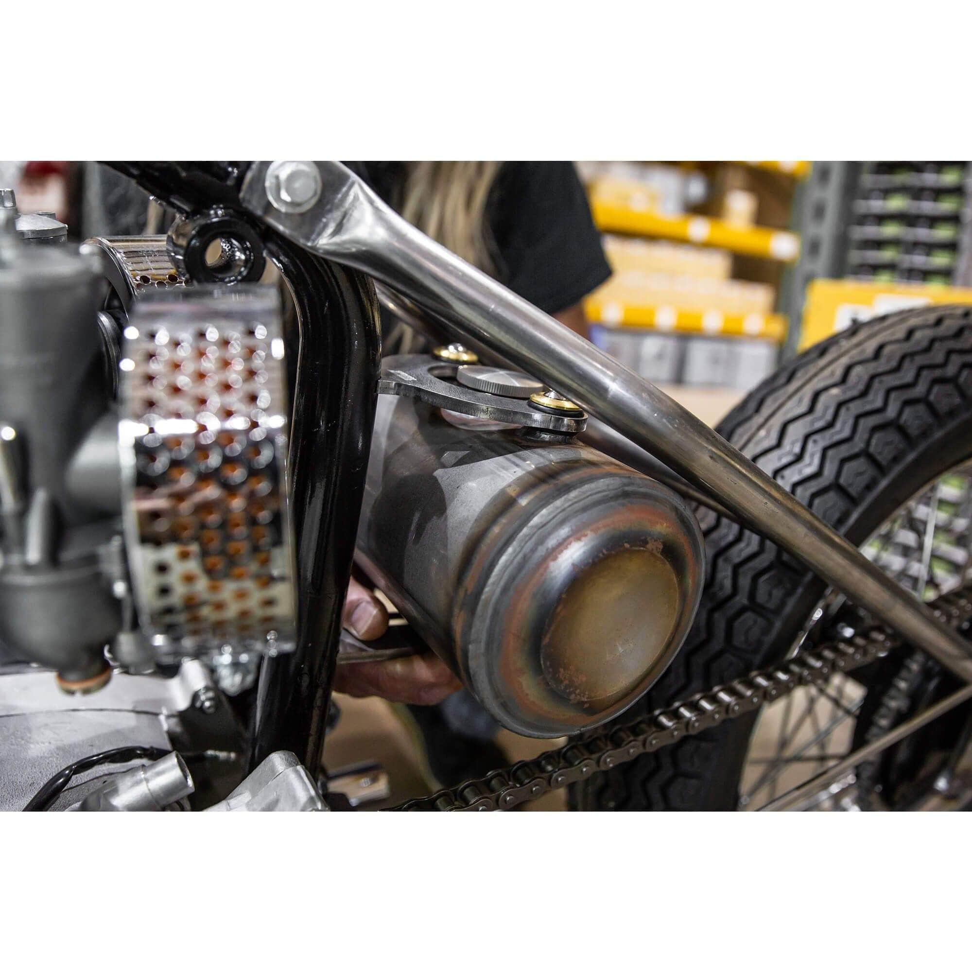 Rubber Mount Bracket Kit for Lowbrow Oil Tanks - for 500 / 650 c.c. unit Triumph Motorcycles - Brass Washers - Image 8