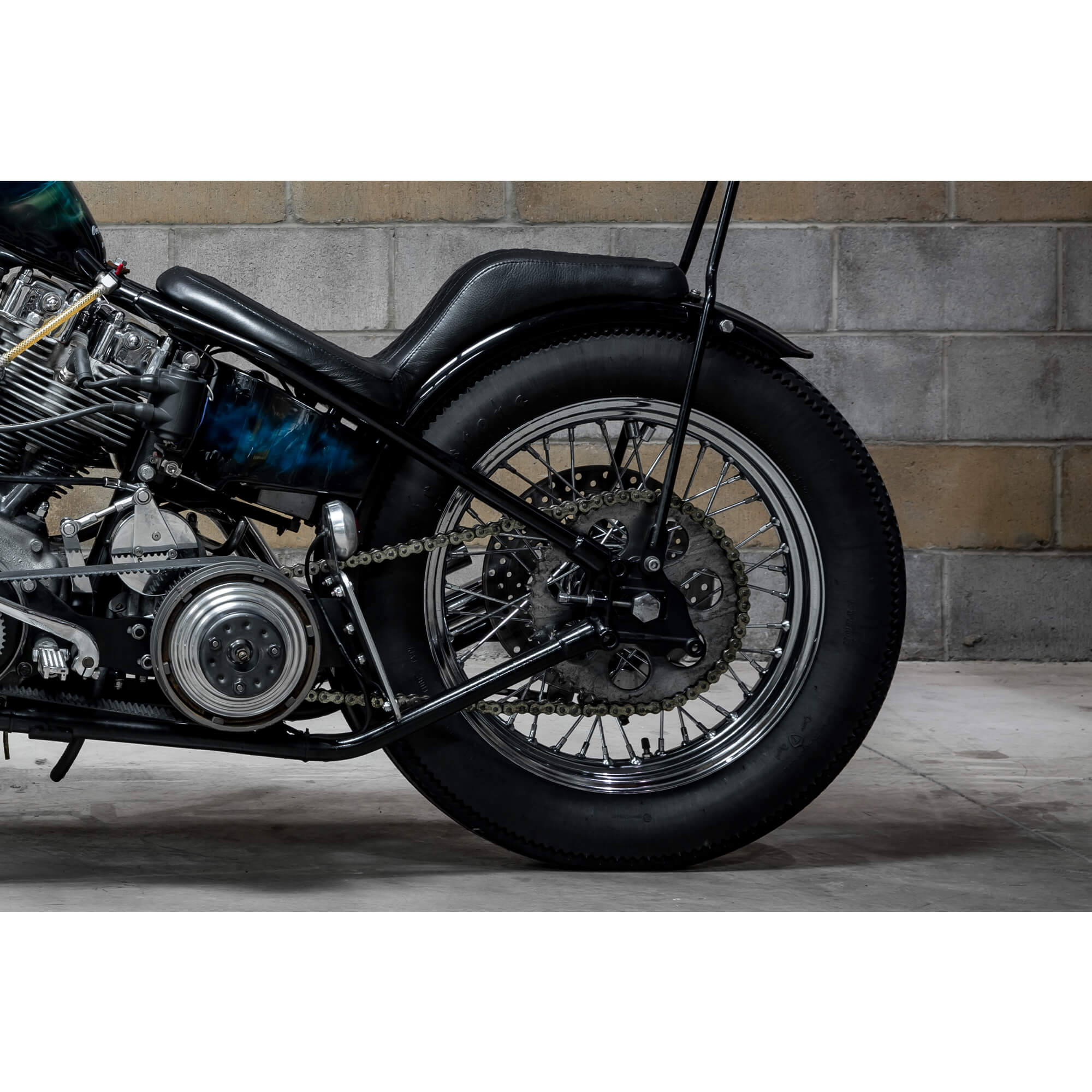 Stingray Ribbed Steel Fender 4-3/4 inch Width - Image 10