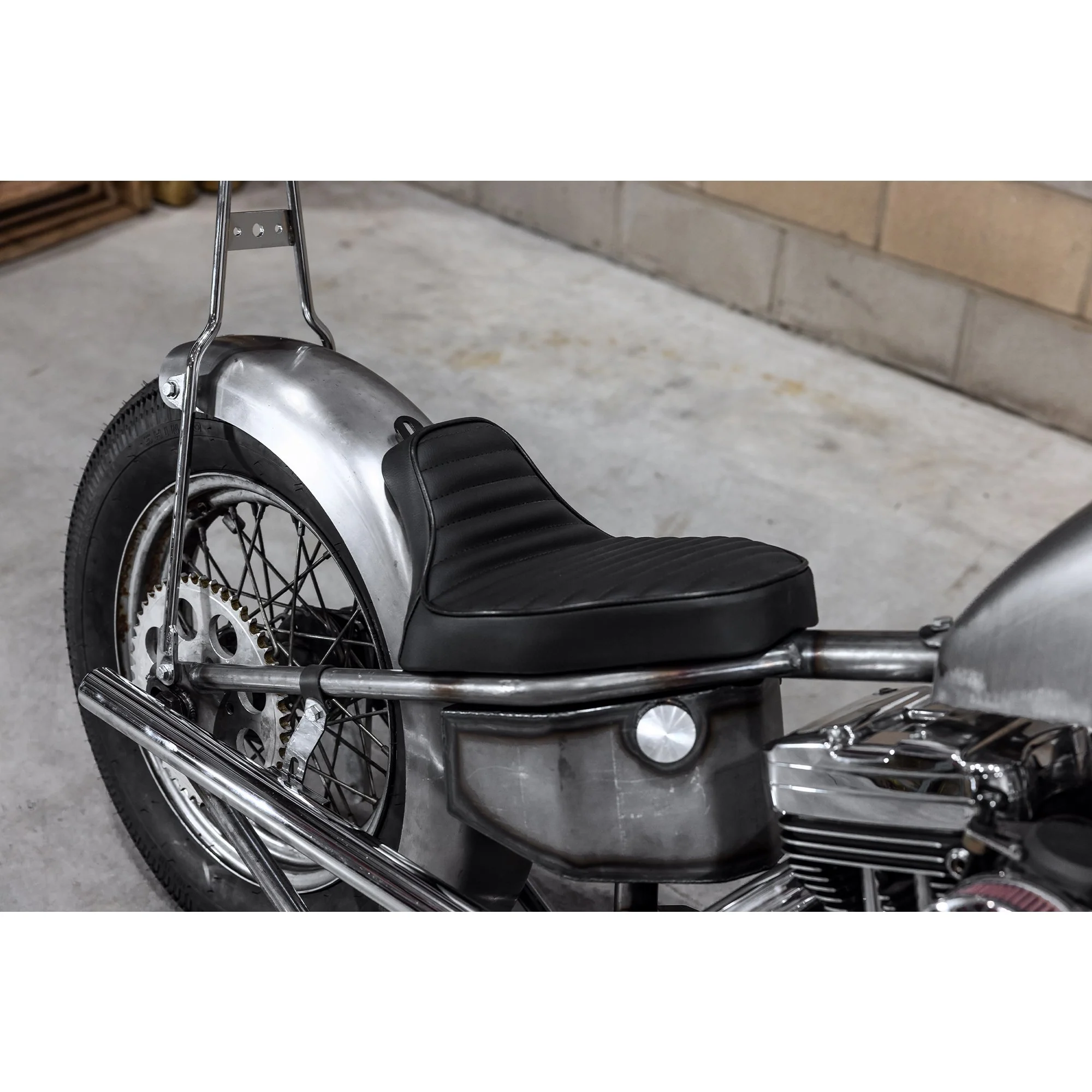 Solo Seat - Black Horizontal Pleat - Rigid Frame - Image 3