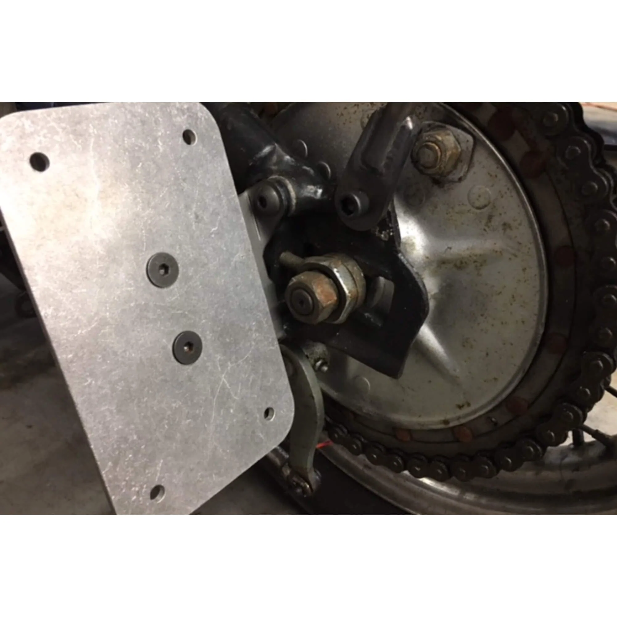 Axle Plate License Plate Bracket for 1936 - 1957 Harley-Davidson Big Twin Rigid Frames - Image 9