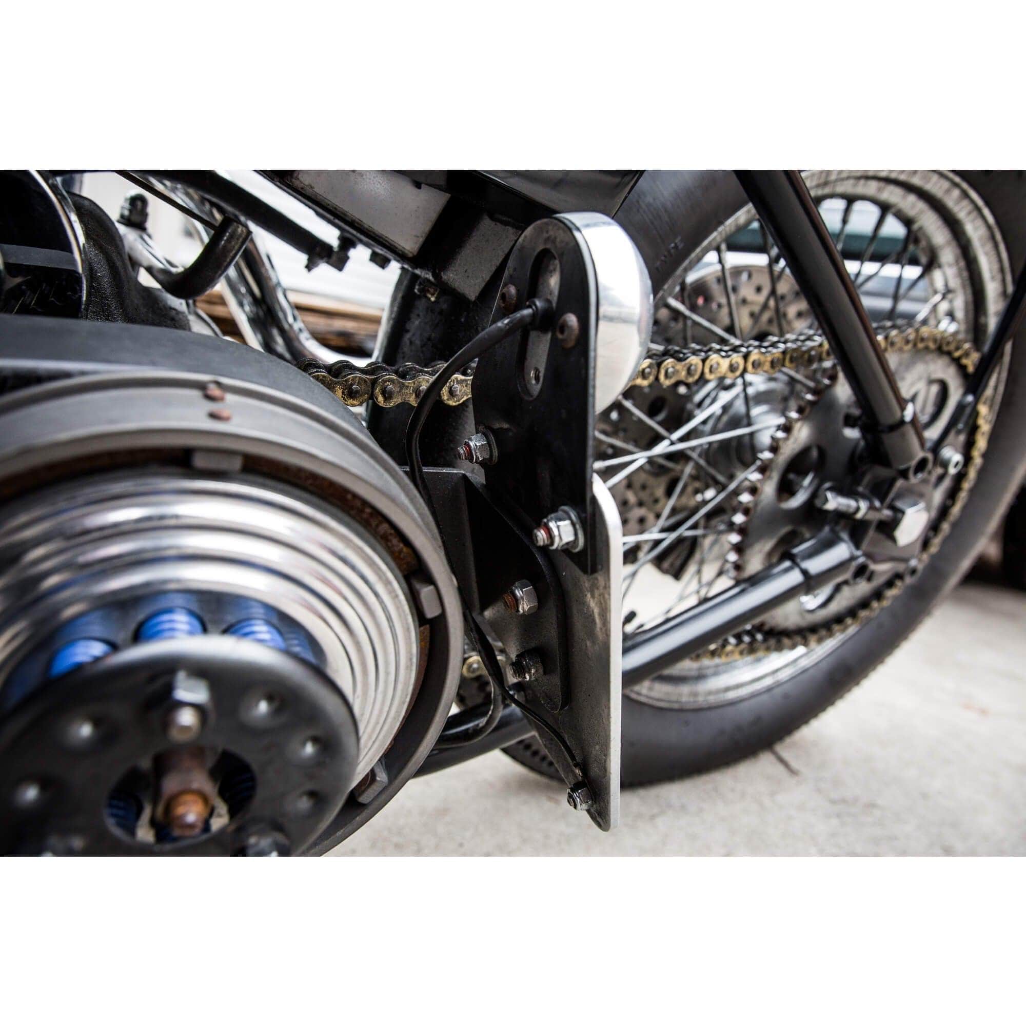 Open Belt Drive Primary License Plate Mount for Harley - Vertical or Horizontal - Image 6