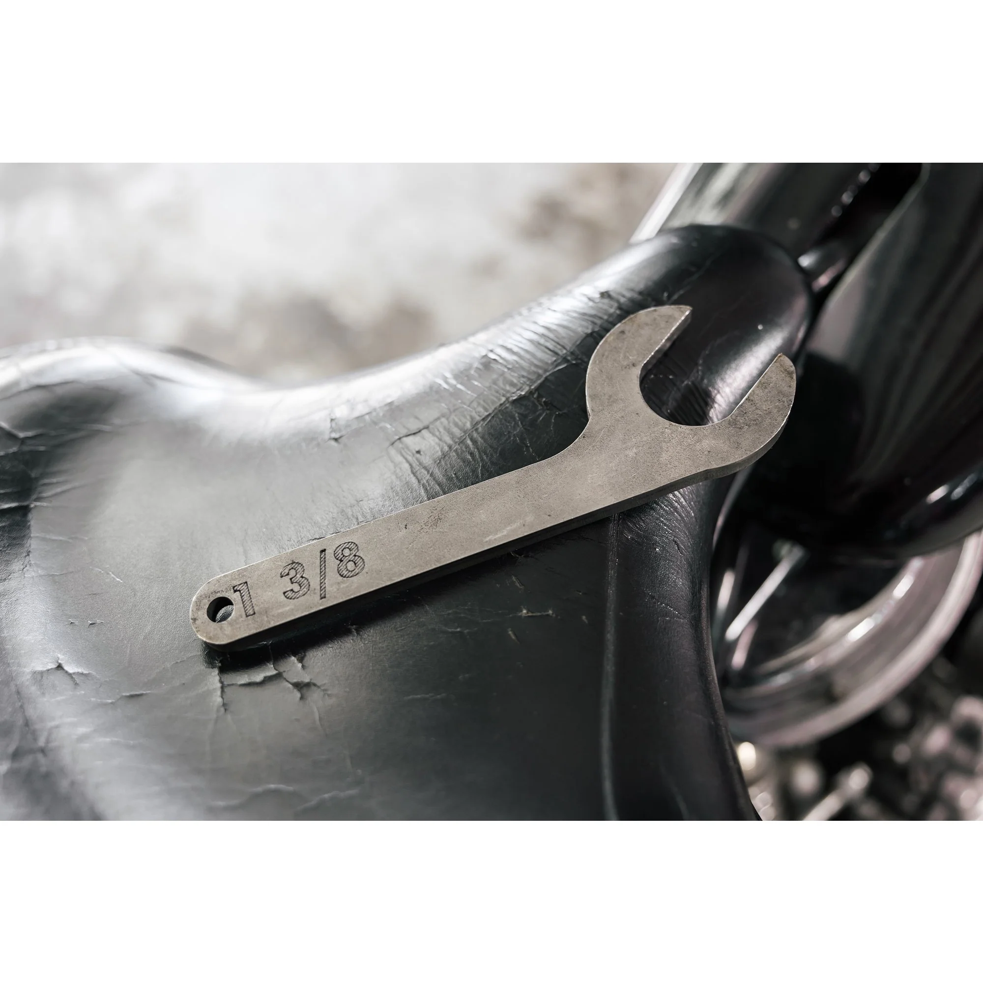 1-3/8" Wrench for Top Fork Nut Harley-Davidson Hydra Glide/Big Twin Large Axle Nut - Image 9